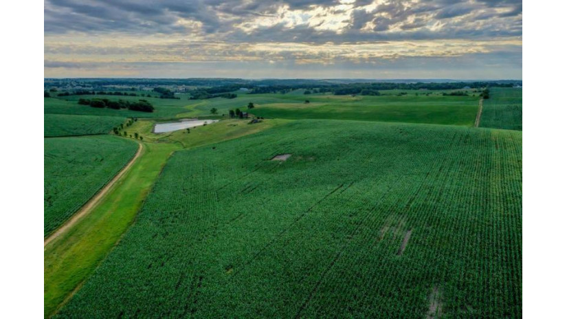 494 +/- ACRES County Road Dr Monroe, WI 53566 by First Weber Inc - HomeInfo@firstweber.com $24,700,000