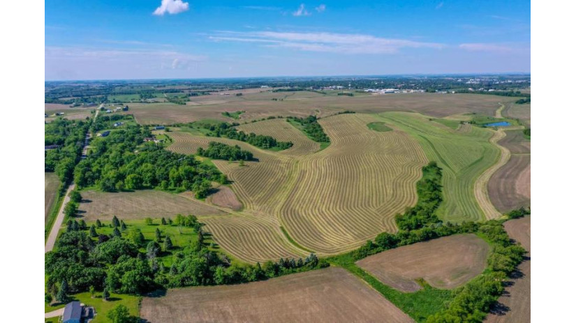 494 +/- ACRES County Road Dr Monroe, WI 53566 by First Weber Inc - HomeInfo@firstweber.com $24,700,000