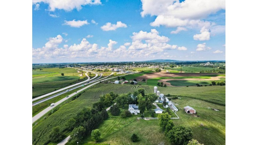 2749 Town Hall Road Springdale, WI 53572 by @properties-Elleven Christie'S International Real $2,350,000