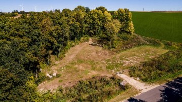 7600 Block Of Riles Road, Springfield, WI 53562