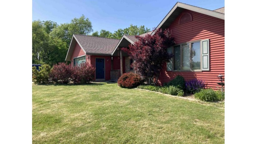 12844 Walnut Bluff Road Bloomington, WI 53801 by Exit Realty Driftless Group - Cell: 608-988-6640 $549,000