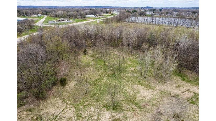 14.35 ACRES Highway 80 New Lisbon, WI 53950 by First Weber Inc - HomeInfo@firstweber.com $269,900