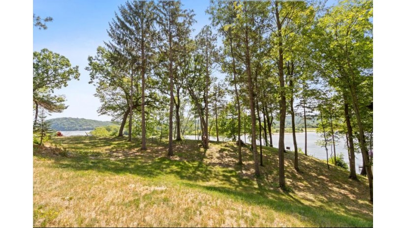 LOT 1 County Road U Caledonia, WI 53901 by Restaino & Associates Era Powered - Pref: 608-577-2245 $449,000