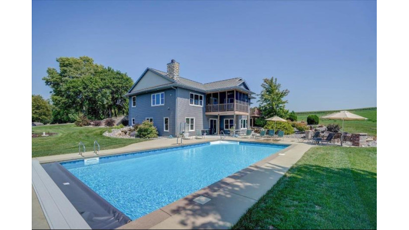 8040 Lueth Road Roxbury, WI 53583 by Bunbury & Assoc, Realtors $1,410,000