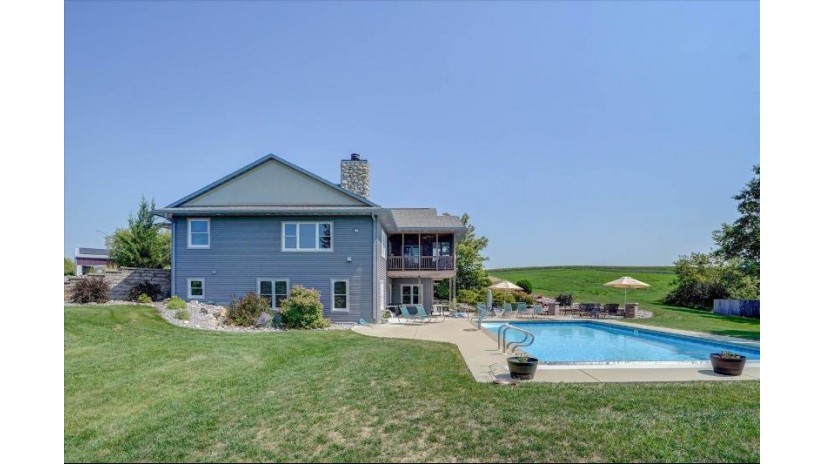 8040 Lueth Road Roxbury, WI 53583 by Bunbury & Assoc, Realtors $1,410,000