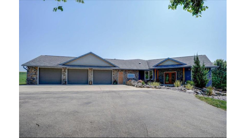 8040 Lueth Road Roxbury, WI 53583 by Bunbury & Assoc, Realtors $1,410,000