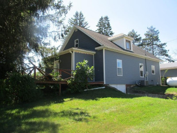 308 State Hwy 58 S, Cazenovia, WI 53924