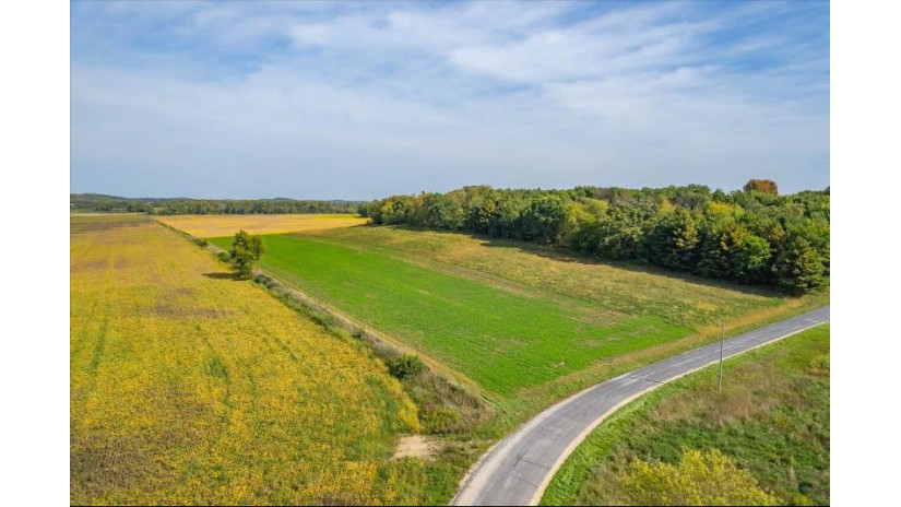 LOT 3 Fair Oak Road Deerfield, WI 53531 by Re/Max Property Shop - dave@propertyshop-realtors.com $180,000