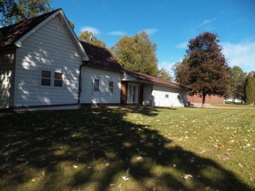 1182 County Road A, Easton, WI 53910