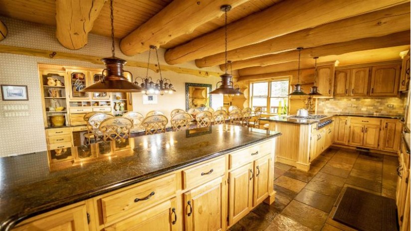 26740 Cooper Hill Road Richland, WI 53581 by First Weber Inc - HomeInfo@firstweber.com $1,450,000