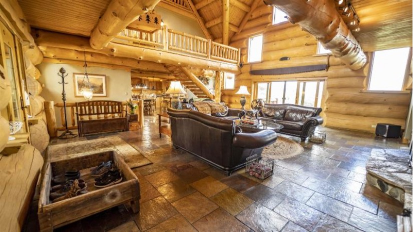 26740 Cooper Hill Road Richland, WI 53581 by First Weber Inc - HomeInfo@firstweber.com $1,450,000