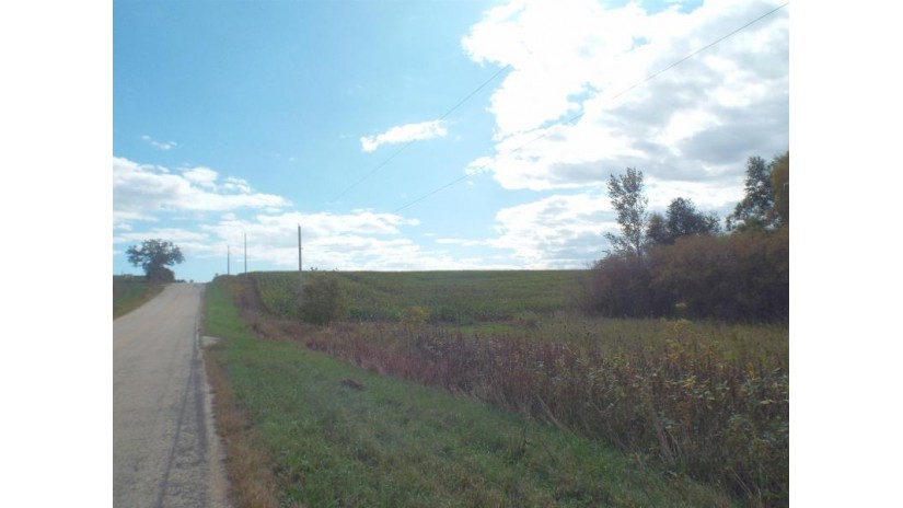 7962 County Road M Wiota, WI 53522 by Jim Sullivan Realty, Inc. $449,000