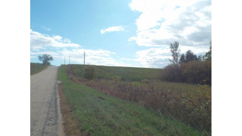 7962 County Road M Wiota, WI 53522 by Jim Sullivan Realty, Inc. $449,000