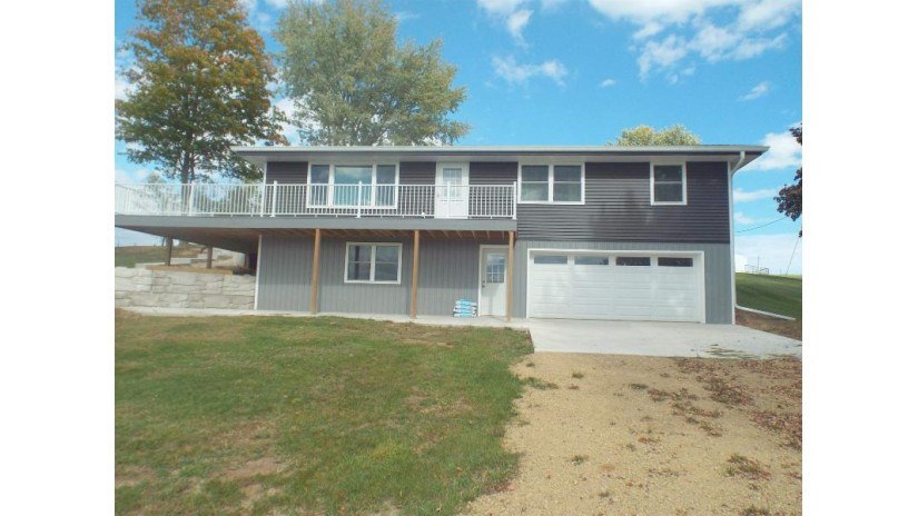 7962 County Road M Wiota, WI 53522 by Jim Sullivan Realty, Inc. $449,000