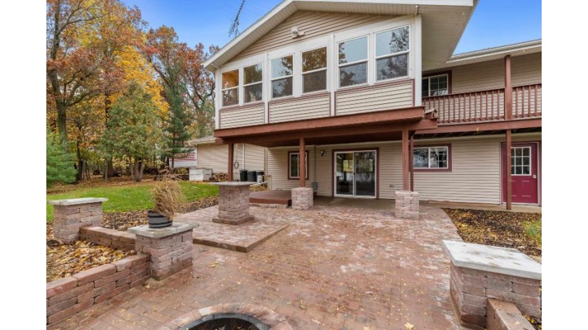 N9550 Mill Road Westford, WI 53933 by Mandi Saucerman Real Estate - Pref: 920-887-1700 $525,000