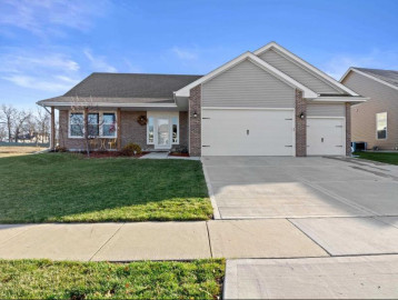 716 Kenseth Way, Cambridge, WI 53523