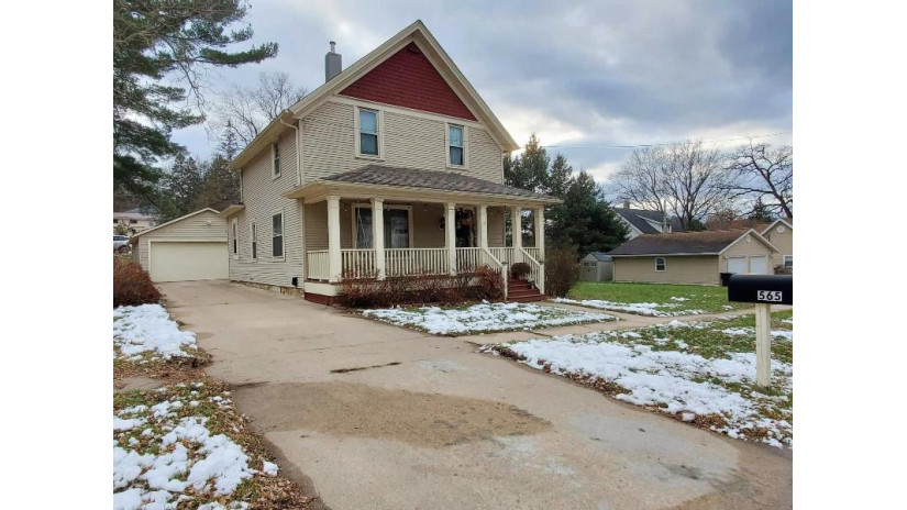 565 E South Street Richland Center, WI 53581 by Century 21 Affiliated - Pref: 608-778-6007 $229,900