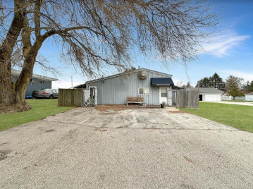 1922 Kremer Avenue, Caledonia, WI 53402