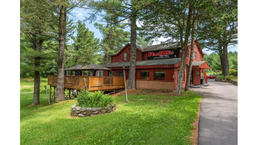 1950 River Road Wisconsin Dells, WI 53965 by Re/Max Preferred - Pref: 608-393-3330 $1,800,000