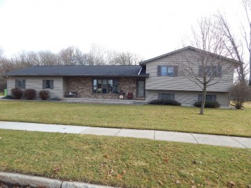 301 N Harris Avenue, Waupun, WI 53963-1136