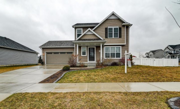 898 Yellowwood Place, Sun Prairie, WI 53590