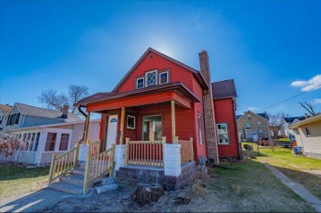 126 E Howard Street, Portage, WI 53901