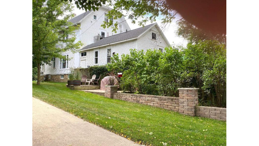 229 N Ludington Street Columbus, WI 53925 by Tri-County Real Estate, Inc. $945,000