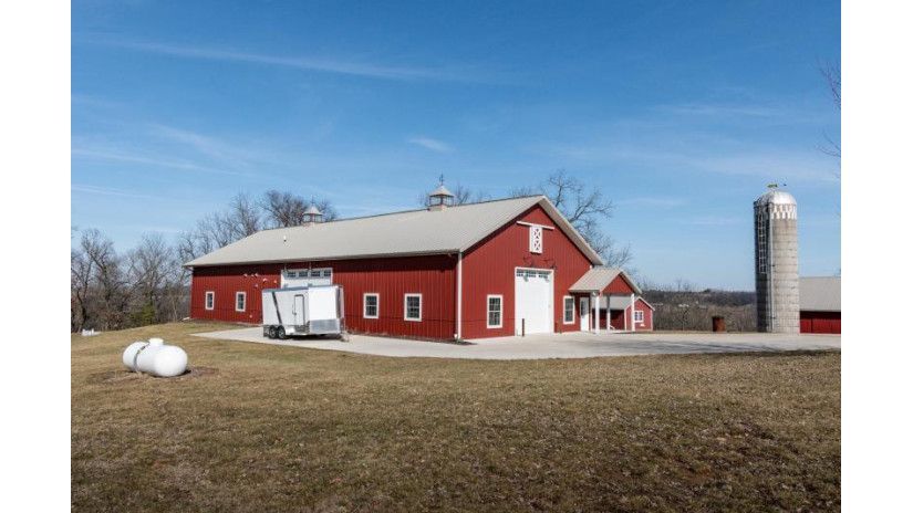 539 Ayen Road Moscow, WI 53544 by Sprinkman Real Estate $1,195,000