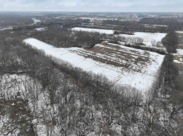 86.2 AC Woodside Lane, Farmington, WI 53094