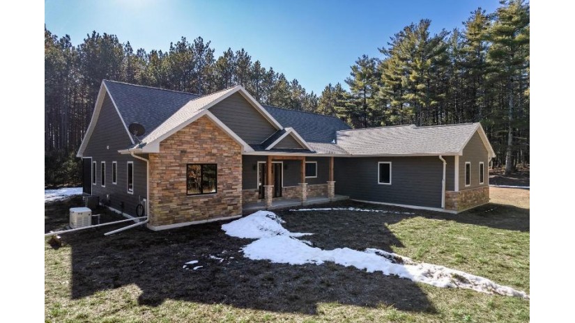 1833 S Duck Creek Drive Quincy, WI 53934 by First Weber Inc - HomeInfo@firstweber.com $624,900