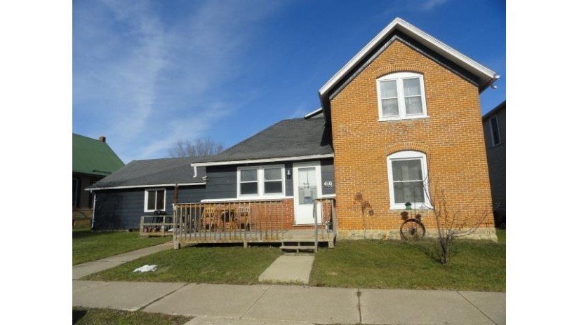 410 E Main Street La Farge, WI 54639 by Re/Max Preferred - Pref: 608-617-2727 $179,900