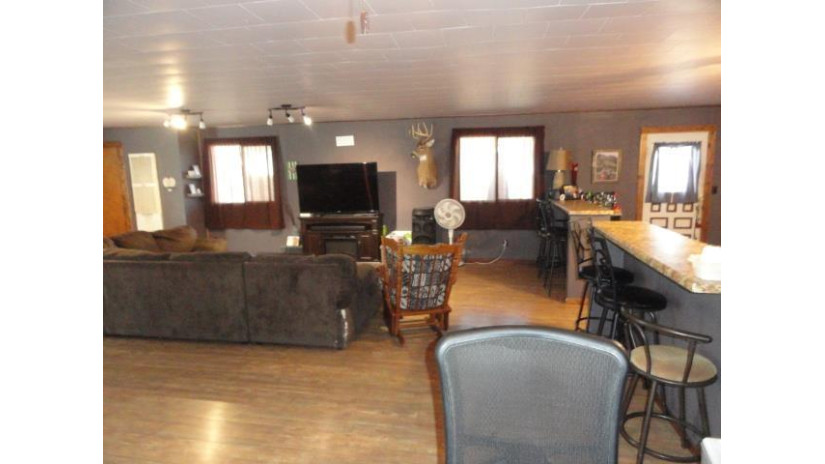 410 E Main Street La Farge, WI 54639 by Re/Max Preferred - Pref: 608-617-2727 $179,900