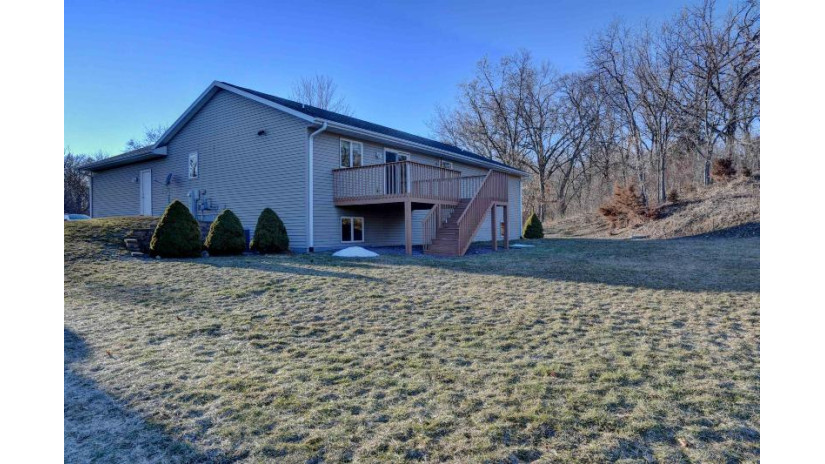 N6752 Turtle Lane Pacific, WI 53954 by Century 21 Affiliated - Cell: 608-576-7253 $389,900