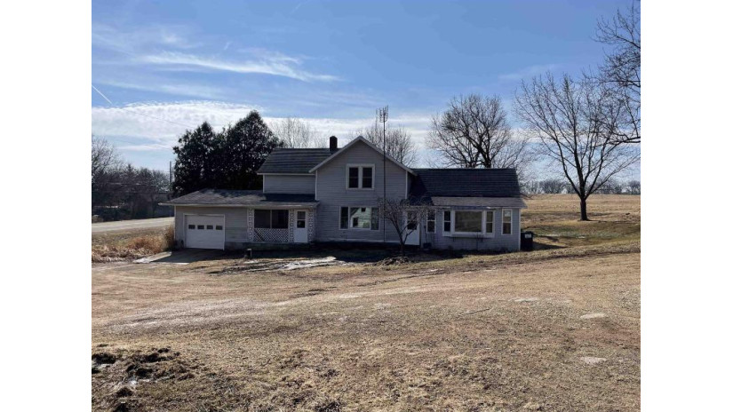 N5431 Highway 73 Princeton, WI 54968 by United Country Midwest Lifestyle Properties $285,000