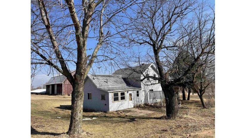 N5431 Highway 73 Princeton, WI 54968 by United Country Midwest Lifestyle Properties $285,000