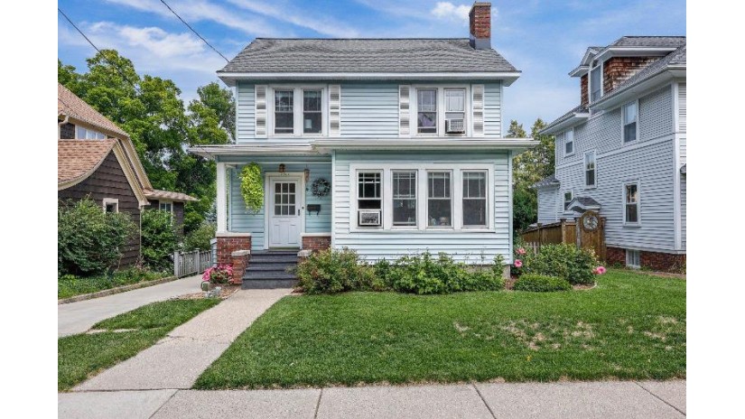 2406 Chamberlain Avenue Madison, WI 53726 by Re/Max Preferred - offers@the608team.com $549,900