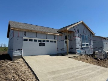 6666 Uecker Drive, DeForest, WI 53532