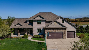 4962 Highwood Circle, Middleton, WI 53562