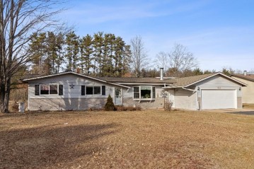 5821 Helke Road, Grand Rapids, WI 54494