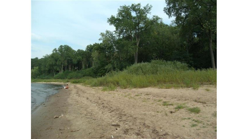 1.54 AC Hillside Drive Lake Delton, WI 53965 by First Weber Inc - HomeInfo@firstweber.com $350,000