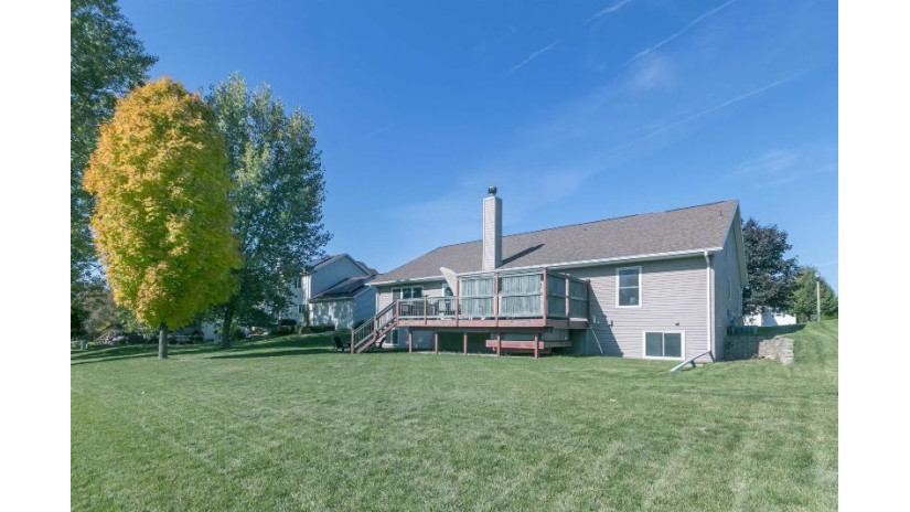 4387 Van Winkle Way Windsor, WI 53532 by Exp Realty, Llc - Cell: 608-663-8323 $550,000