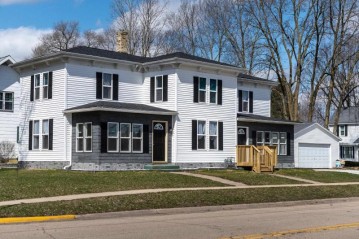 314 State Street, Mazomanie, WI 53560