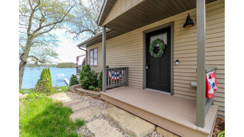 N4134 Sleepy Hollow Road Oakland, WI 53523 by First Weber Inc - HomeInfo@firstweber.com $874,900