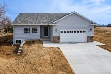 344 Eastridge Circle, Reedsburg, WI 53959