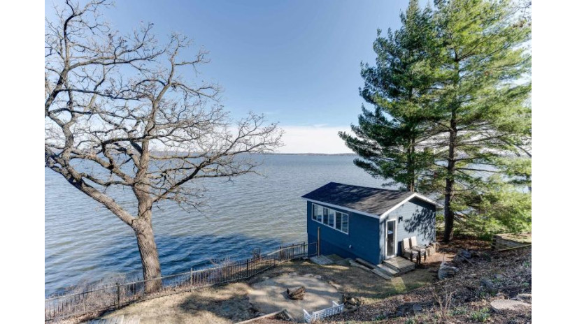 2180 Colladay Point Drive Dunn, WI 53589 by Sprinkman Real Estate $1,100,000