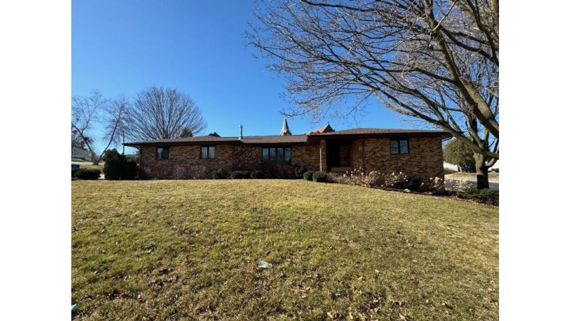 601 Decatur Street Mineral Point, WI 53565 by Potterton Rule Real Estate Llc - Off: 608-987-2142 $425,000
