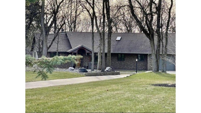 5237 N Northwood Trace Janesville, WI 53545 by Shorewest Realtors $725,000