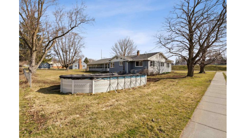 820 N 4th Street Platteville, WI 53818 by Re/Max Advantage Realty $343,900