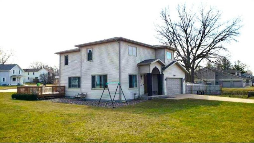 329 Jackson Street Beaver Dam, WI 53916 by Absolute Home, Llc - MLFirchow@gmail.com $324,900