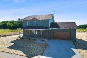 631 Eisenhower Street, Baraboo, WI 53913